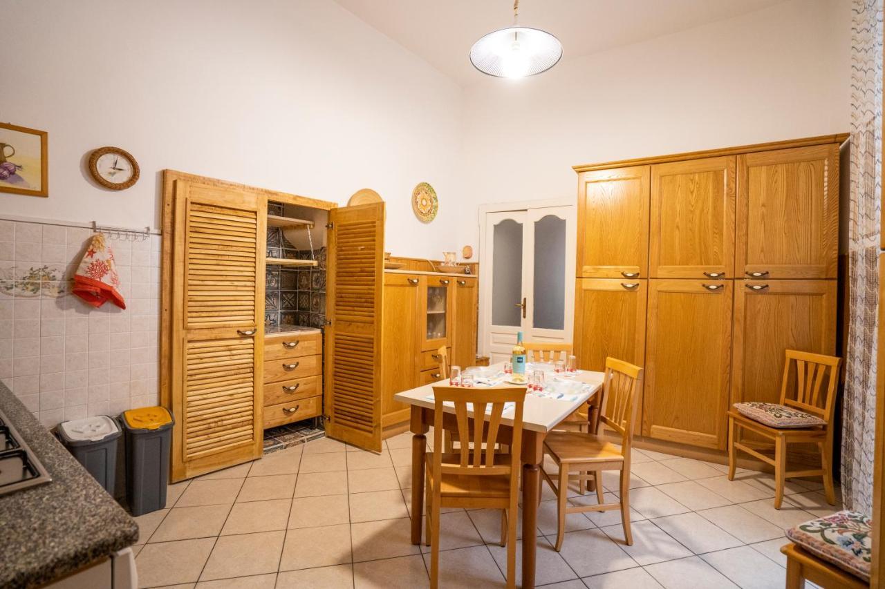 Ferienwohnung La Casina Nel Centro Tropea Exterior foto